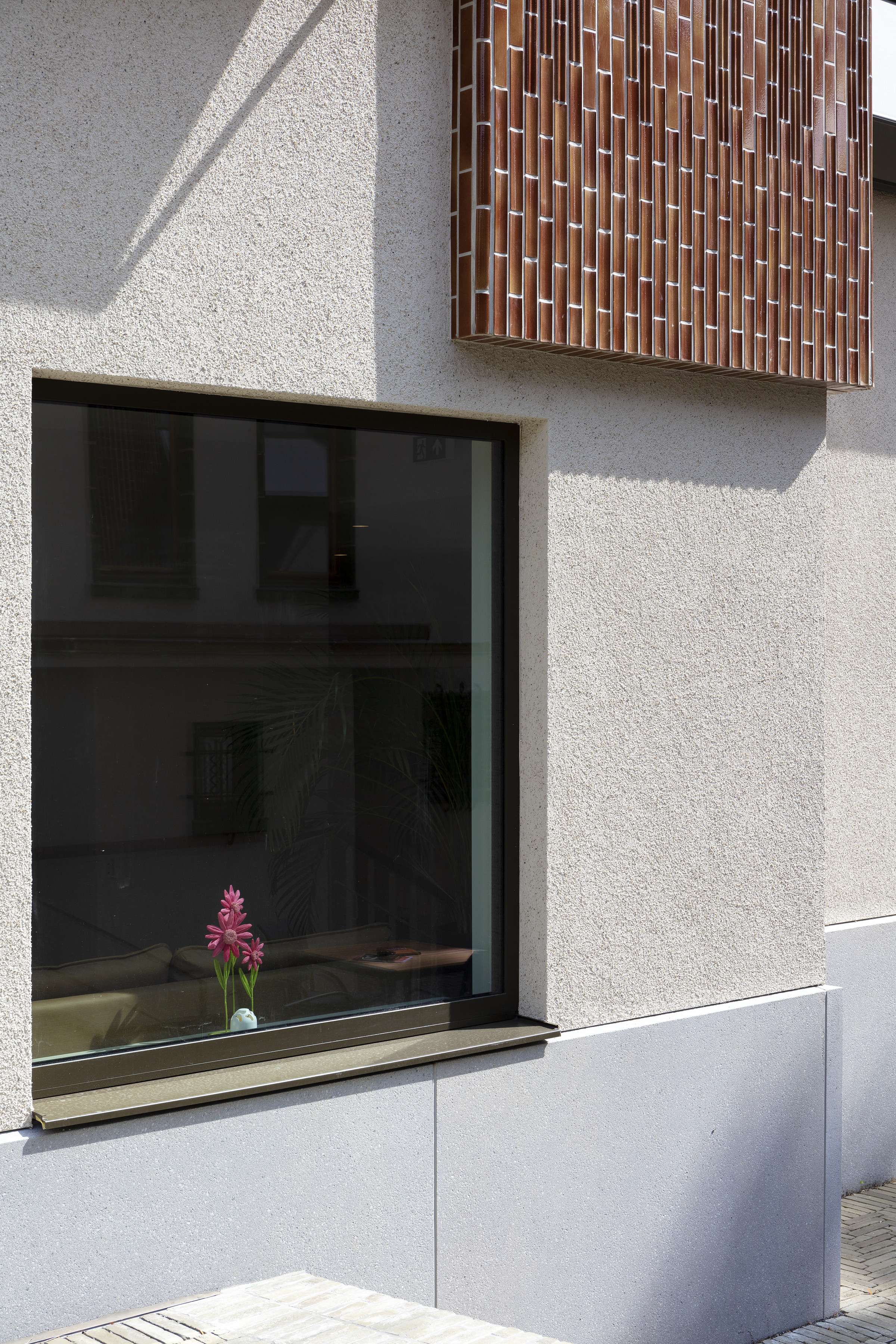 Facade ceramics for ventilated and ETICS facades